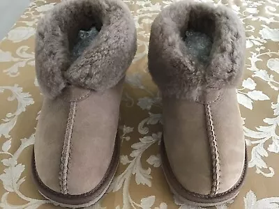 MORTELS UGG Women’s  Australian Sheepskin Ankle Slippers. As New. No Box. Beige. • $40