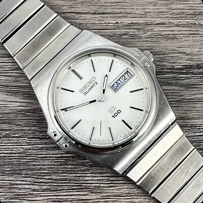 1982 Seiko SQ 100 8123-6000 ‘Nautilus’ Quartz Vintage Watch • £140