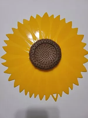 $5 • Buy Charles Viancin Sunflower 11 Inch Lid Yellow