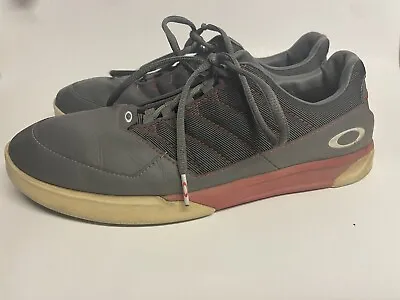 Oakley 10.0 Spikeless Athletic Golf Shoes Men's Size 10 Gray Red Needs Soles • $29.99