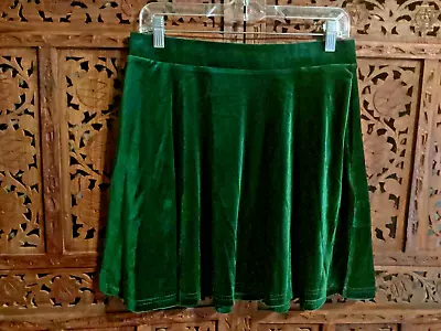 Women’s ModCloth Green Velvet Skater Skirt Pockets Sz M • $21