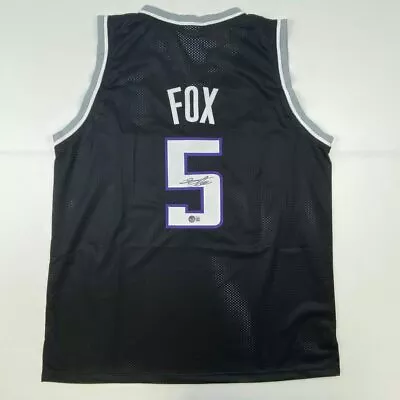 De'Aaron Fox Signed Sacramento Black Basketball Jersey Beckett BAS COA • $499