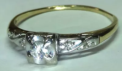 Beautiful  Vintage  Solid 14k  Yellow & White Gold Three Diamonds Ring  Size 10 • $119.99