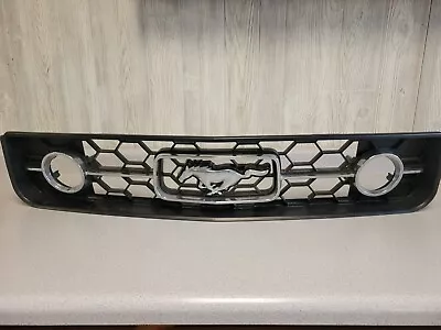 Ford Mustang Grille 2006-09 Pony Package (holes In The Grille For Fogs) • $258.97