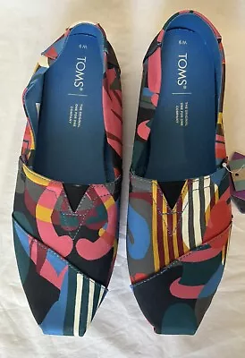 NWT TOMS Abstract Multi Print Slip On Flats Shoes Size 9 New • $23.99
