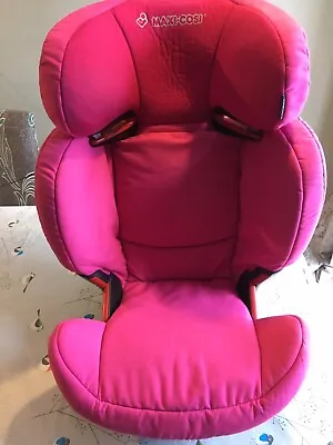 £15 • Buy Maxi Cosi Rodifix Air Protect Isofix Booster Seat Good Condition.