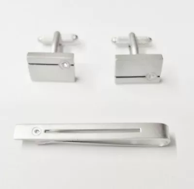 £12.99 • Buy Tie Clip & Cufflinks Set Mat Silver Tone Patterned With A Diamante Insert 