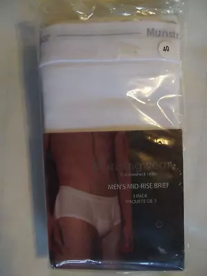 Munsingwear Mens Size 40 White Mid Rise Briefs Kangaroo Pouch 3 Pack Vintage XL • $20