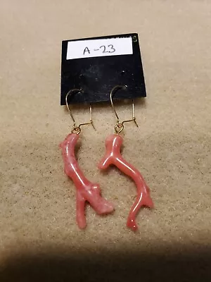 Vintage Branch Coral Earrings A-23 • $25