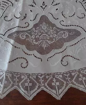 Vintage Linen Point Venise Filet Lace Tablecloth White Embroidery Round 44  • $48.39