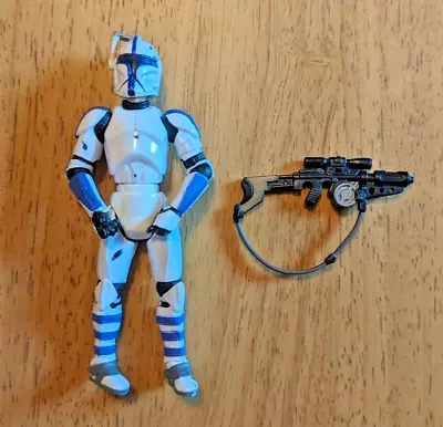 Star Wars ARC Trooper & Blaster Rifle Weapon R-A Black Series Figure Hasbro 2005 • $8.65