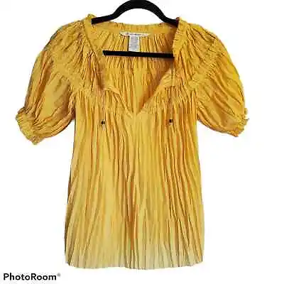 $28.89 • Buy Diane Von Furstenberg Dauron Top Womens Size 0 Accordian Pleats Golden Mustard S