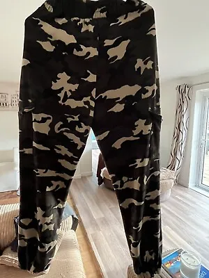 Camouflage Jogging Bottoms Womens Large/extra Large Never Worn • £8