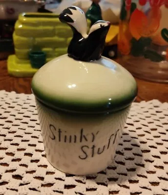 Vintage Cardinal Skunk Stinky Stuff Pottery Jar  • $19.50