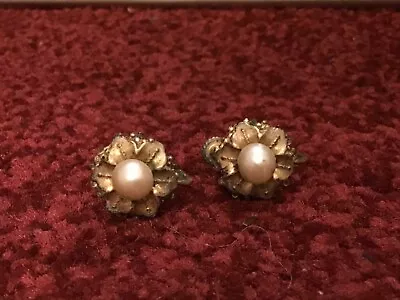 Vintage Miriam Haskell Small Baroque Pearl Earrings • £22