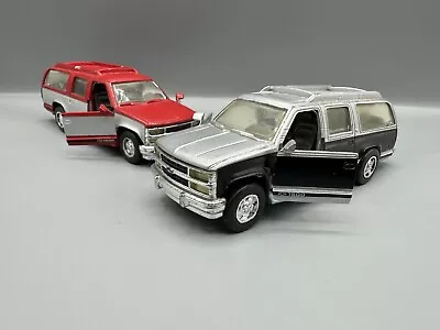 Road Champs 1995 Red Chevy Suburban & Grey W/Black Stripe 1/43 Diecast Truck Lot • $19.99