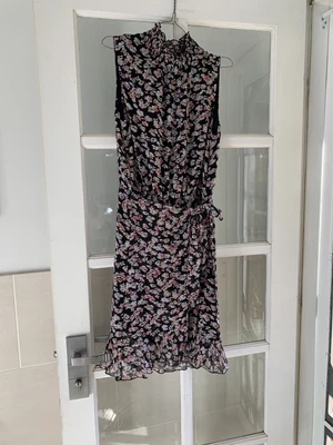 $7.50 • Buy Decjuba Size 12 Floral Ruffle Dress