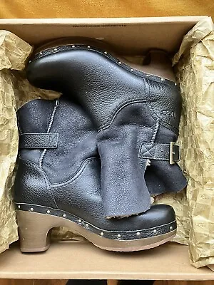 £58.99 • Buy UGG® Australia Amoret Black Leather Ankle Clog Boots, Sz UK 6 EU 39. Boxed. VGC