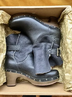 £58.99 • Buy UGG® Australia Amoret Black Leather Ankle Clog Boots, Sz UK 6 EU 39. Boxed. VGC