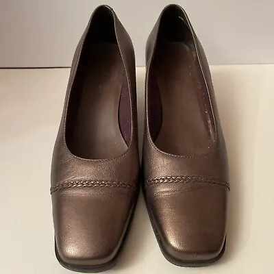 £11 • Buy Gorgeous Bronze Ladies K Shoes Size 6 Leather Court Shoes