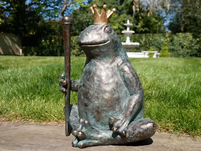 11  Royal Frog Crown Outdoor Garden Ornament Statue Sculpture Flower Bed Lawn • £27.99