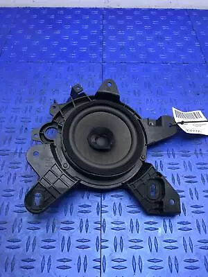 2015 - 2019 Ford Mustang Convertible Rear Right Quarter Panel Speaker Fr3t19a257 • $48