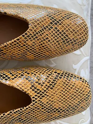£17 • Buy M&S Collection Flat Shoes Snake Skin Mustard Colour 5.5 Size Soft NWOB