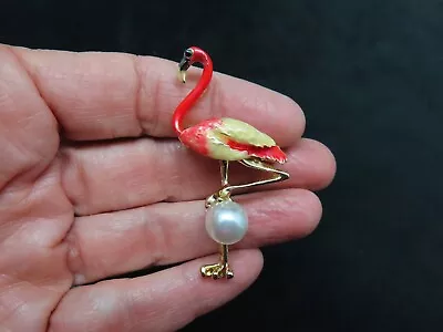 Vintage Gold Tone Flamingo Bird & Faux Pearl Brooch • $13.49