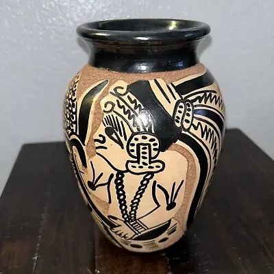 Beautiful Vintage Mexican Mayan Pottery Vase • $29.99