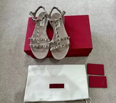 VALENTINO GARAVANI Valentino Garavani Rockstud Jelly Sandals Size 37 (7) • $265