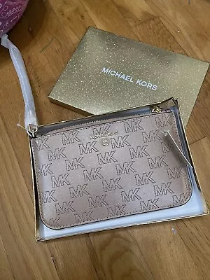 New MICHAEL KORS JET SET CHARM  LG ZIP CLUTCH LEATHER  Rose Gold MK LOGO WRSTLT • $79.99