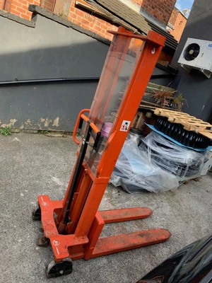 £695 • Buy Pallet Stacker Toyota BT