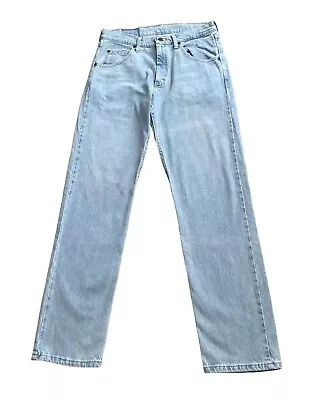 WRANGLER Mens Size 31 Light Wash Cotton Blend Denim Blue Jeans 33  Inseam • $18.39