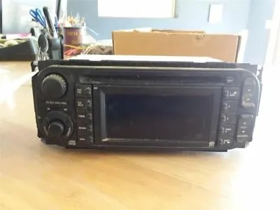 2004-2007 Jeep Grand Cherokee Radio AM/FM CD DVD Player Display Receiver OEM • $148.79