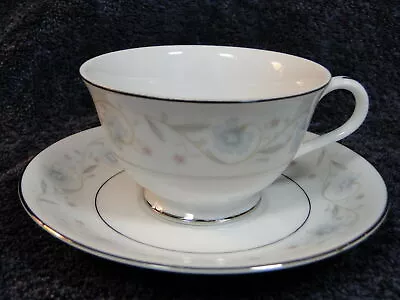 Fine China Of Japan English Garden 1221 Footed Tea Cup Saucer Set Excellent • $3.49