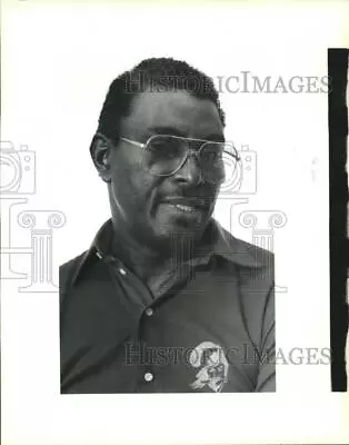 1990 Press Photo Henry Crosby West Jefferson High School Head Football Coach • $15.99