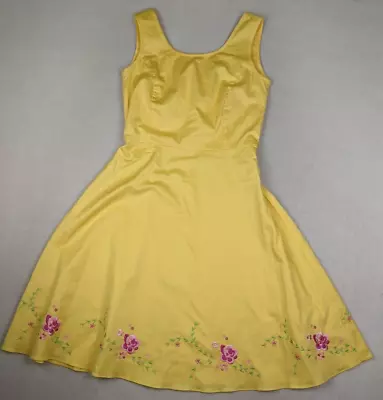 Amanda Smith - Women's Yellow Floral Embroidered A-line Fit & Flare Dress - 8 • $15.19