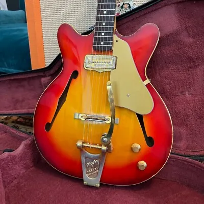 Vintage 1966 Fender USA Coronado I *Gold* Bigsby Sunburst Electric Guitar *1960s • $3475.16