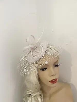 £29.99 • Buy Fascinator Off White Pillbox Wedding Hat Formal Headpiece Hatinator Veil Dots