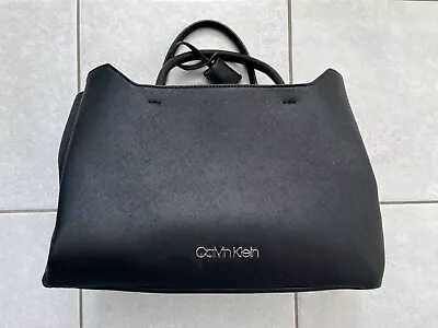 Black Calvin Klein Hand Bag • £20
