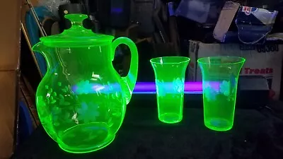 Vintage Green Vaseline Uranium Glass Lidded Pitcher With 2 Matching Glasses • $149.99