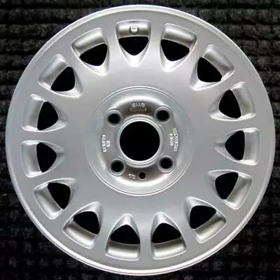 Saab 900 Painted 15 Inch OEM Wheel 1988 To 1991 • $169