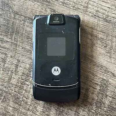 Motorola RAZR V3c - Black (Verizon) Cellular Flip Phone (READ) • $24.99