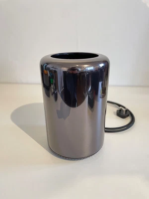 £500 • Buy Apple Mac Pro 2013, 6 Core 12T 3.5Ghz, 32GB RAM, 2X D700 6GB, 512GB SSD