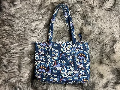 Vera Bradley Blue Floral Quilted Medium Tote Bag • $10.49