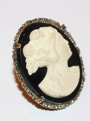 Vintage Chunky Gold Tone Black White Cameo Cocktail Ring Lot#221 • $3.25