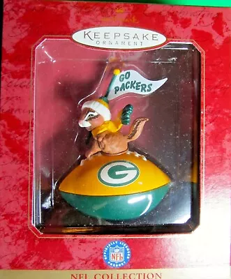 1999 Hallmark Greenbay Go Packers Nfl Collection Man Cave Christmas Ornament-b • $12.25