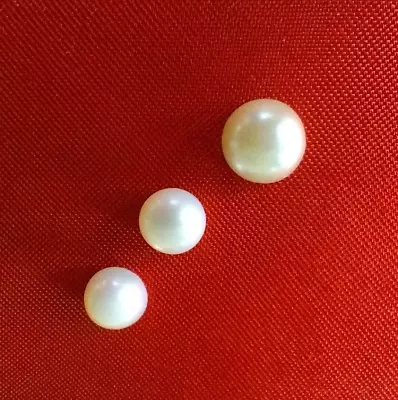 2xWhite +1x Cream Freshwater Pearls Half-drilled For Making STUD EARRINGS 6-8 Mm • £2.90