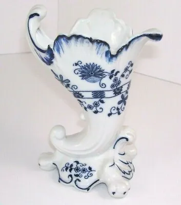 Mann Vienna Woods Cornucopia Fine China 6  Blue Onion White Horn Vase Japan • $15