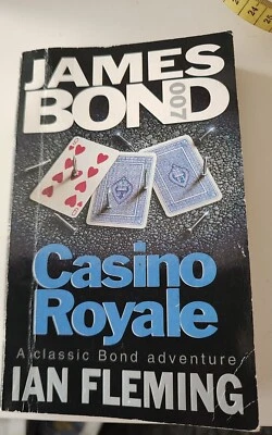 CASINO ROYALE - Ian Fleming James Bond 007 Coronet Pb 1988 Vintage • £0.99